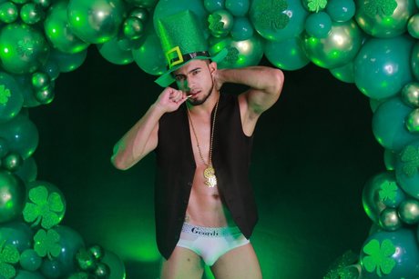 Foto di nudo di fuga di OnlyFans di Bastianquentin