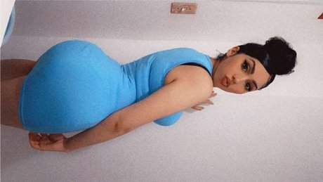 Foto di nudo di fuga di OnlyFans di Bribri