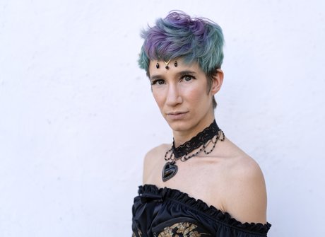 Kitty Bea Andro Genie