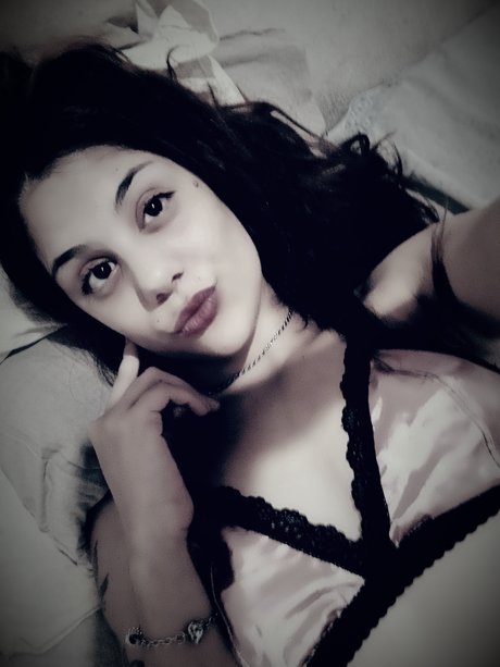 Foto di nudo di fuga di OnlyFans di Lulyyxxx