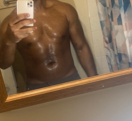 Foto di nudo di fuga di OnlyFans di Therealsmoothty