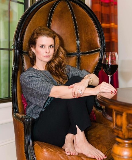 Joanna Garcia Swisher