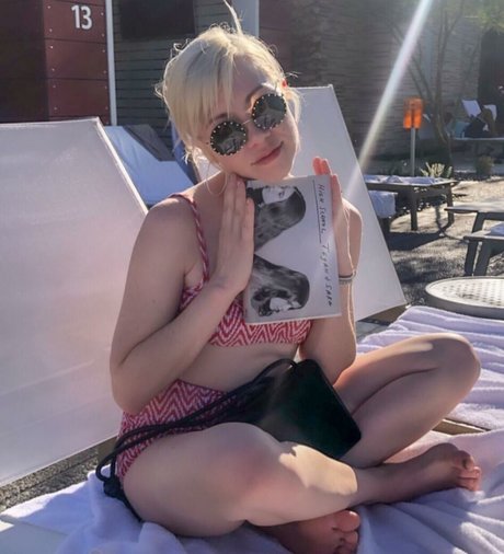 Foto di nudo di fuga di OnlyFans di Carly Rae Jepsen