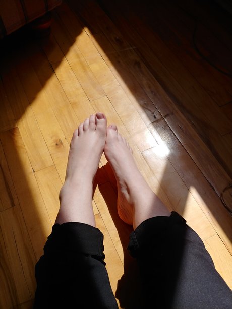 Foto di nudo di fuga di OnlyFans di Tinyfeetandtoes