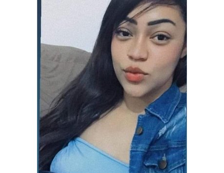 Foto di nudo di fuga di OnlyFans di Arii