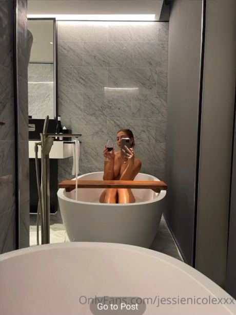 Jessie Nicole Jessienicole