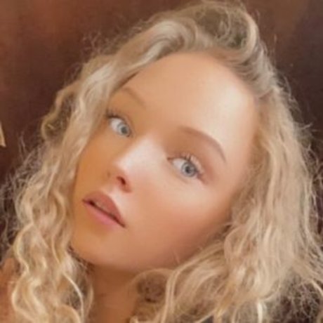 Evie And Ellie Erikson