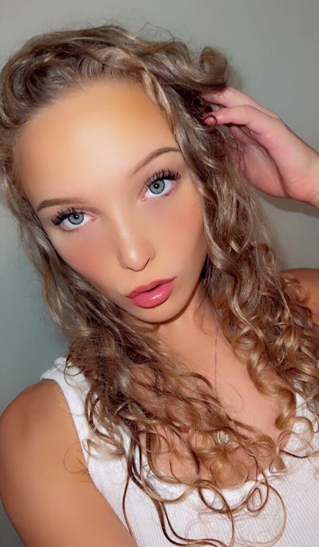 Evie And Ellie Erikson