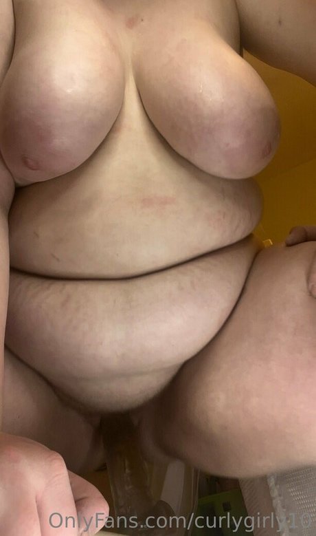 Curlygirly10