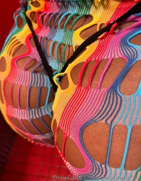 Mulher Jaca Dayanejacky