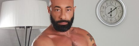 Foto di nudo di fuga di OnlyFans di Gianni Maggio