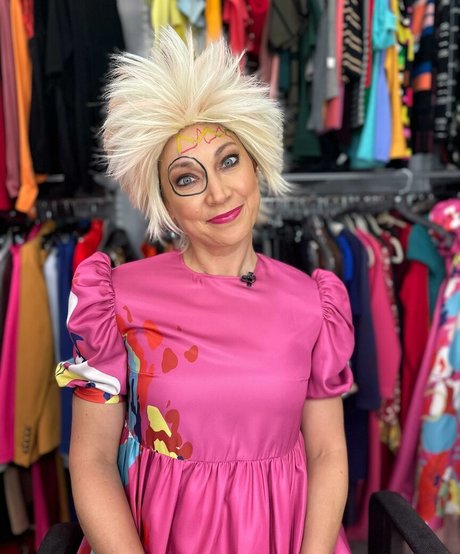 Hot News Weather Babes