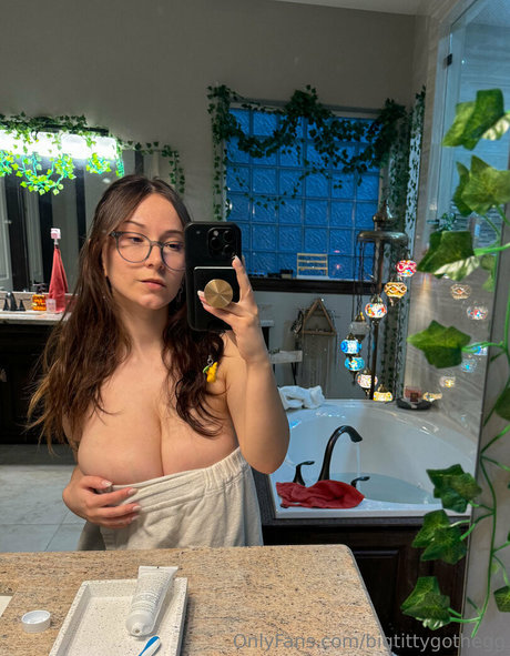 Bigtittygothegg