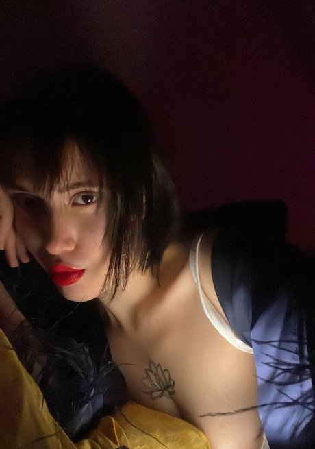 Foto di nudo di fuga di OnlyFans di Nururkmz