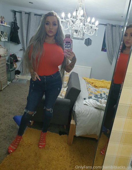 Bigbustyblondeuk