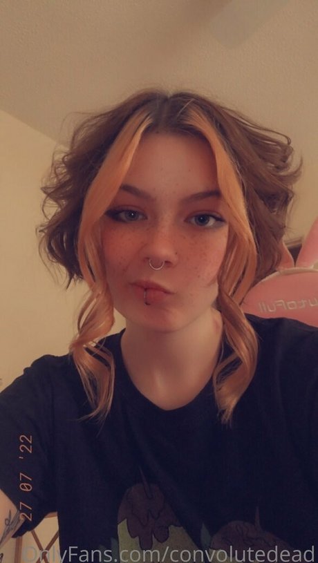Convolutedead