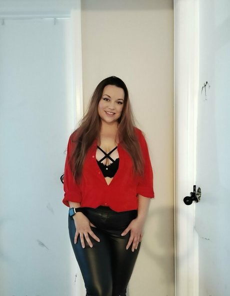 Naughtysarahrosefree