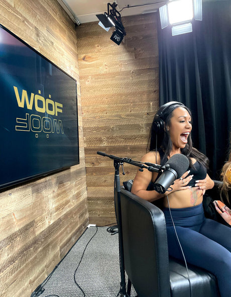 Thatonegirlmikeyvlogs