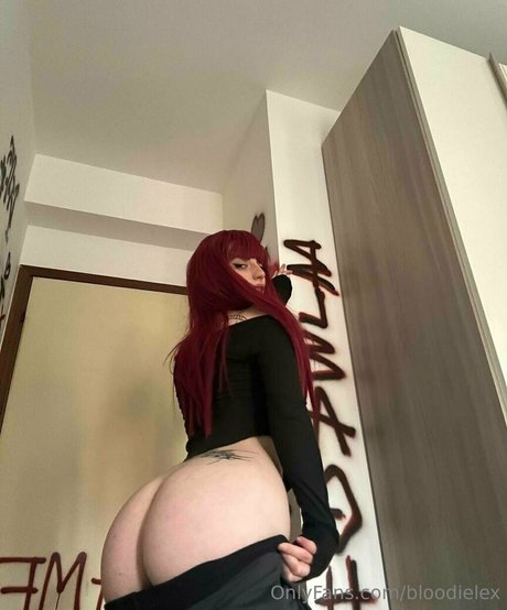 Foto di nudo di fuga di OnlyFans di Bloodielex
