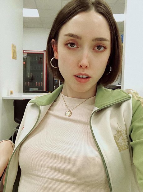 Foto di nudo di fuga di OnlyFans di Zoe Flood