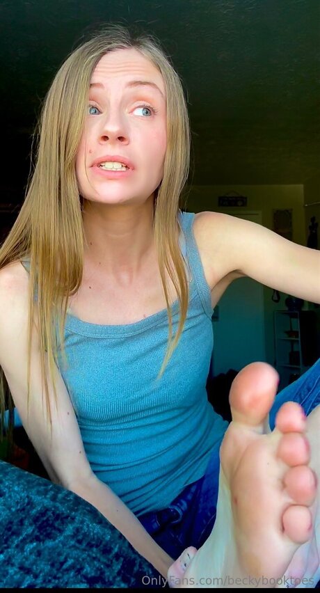 Beckybooktoes