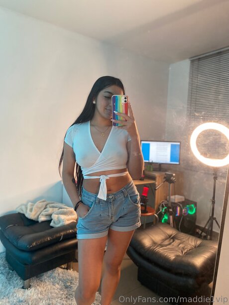 Foto di nudo di fuga di OnlyFans di Maddie1free