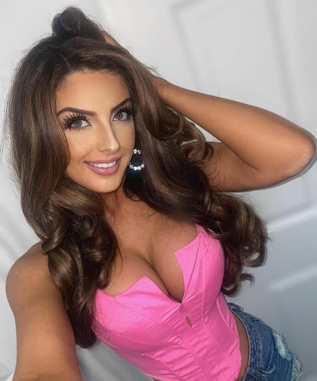 Kayleigh Rose Dematos