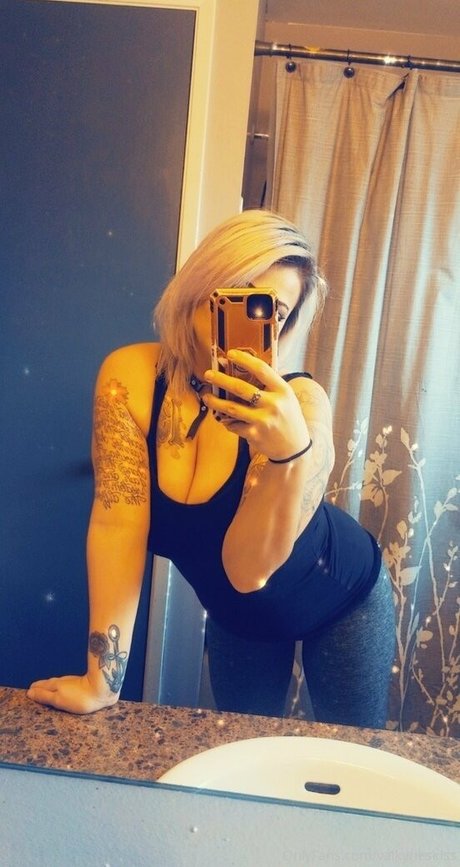 Foto di nudo di fuga di OnlyFans di Valkyrieskiss