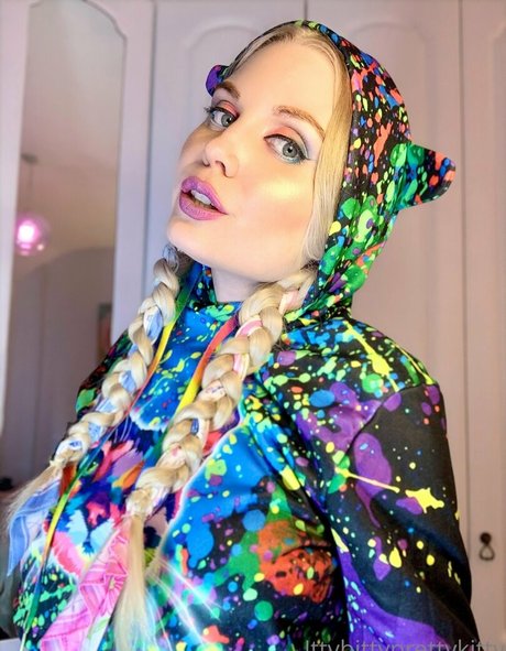 Ittybittyprettykittyfree