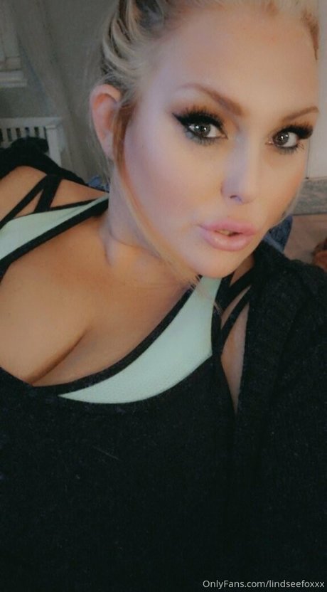 Lindseefoxxx