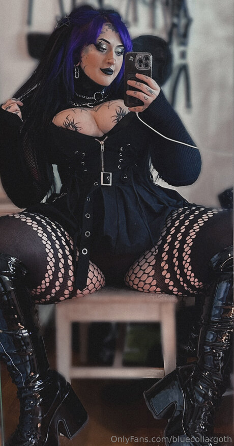 Bluecollargoth