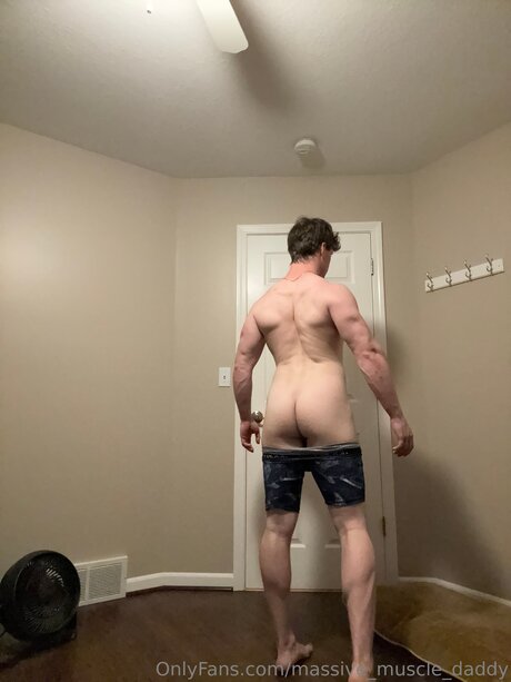 Massive Muscle Daddy