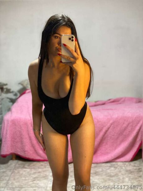 Foto di nudo di fuga di OnlyFans di U444734875