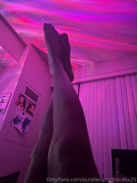 Purplecuntprincess25