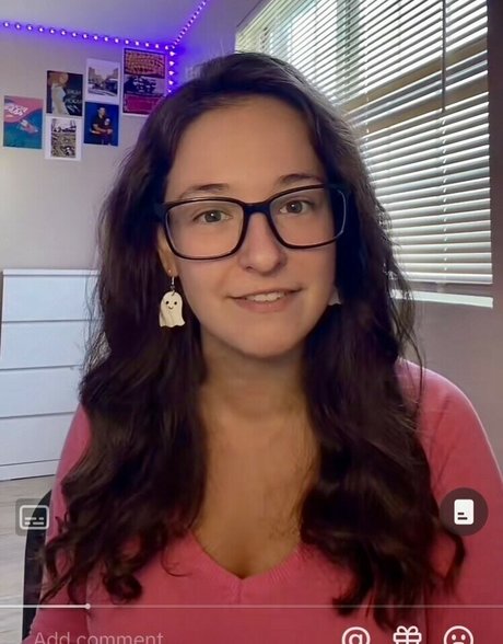 Foto di nudo di fuga di OnlyFans di Zara Zahavah