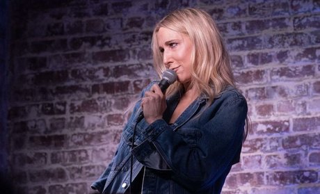 Nikki Glaser