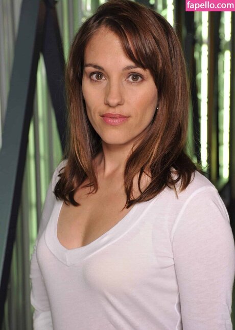 Amy Jo Johnson