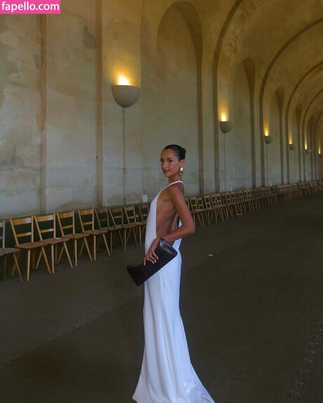 Alexandra Saint Mleux