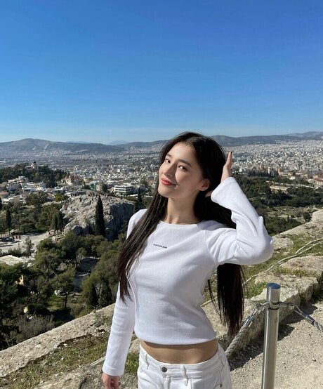 Nancy Momoland