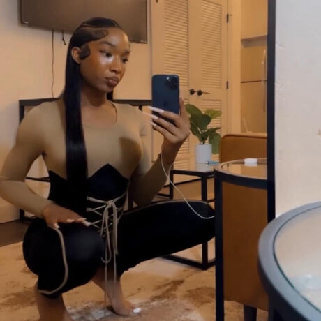 Bombshell Cherry Cane