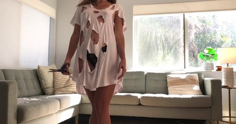 Foto di nudo di fuga di OnlyFans di Miss Bell Asmr