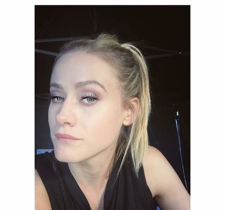 Olivia Taylor Dudley