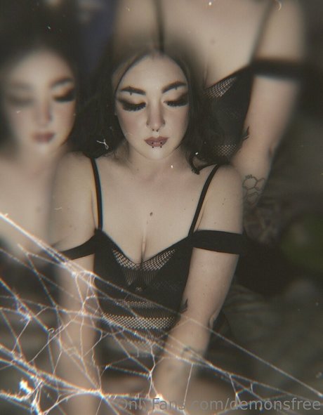 Foto di nudo di fuga di OnlyFans di Demonsfree