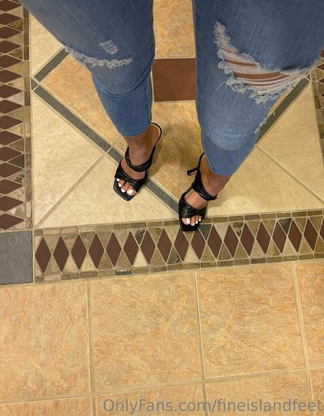 Fineislandfeet
