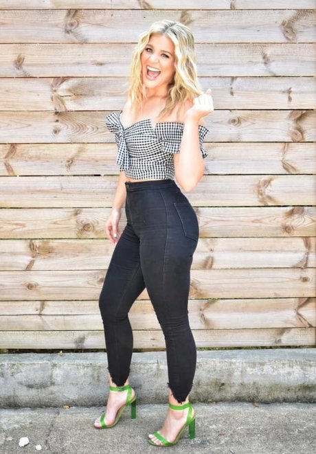 Lauren Alaina