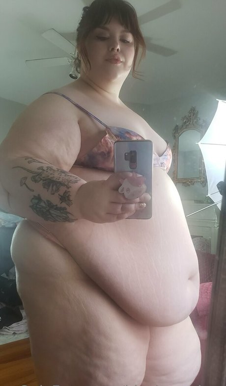 Bbwbeccabae