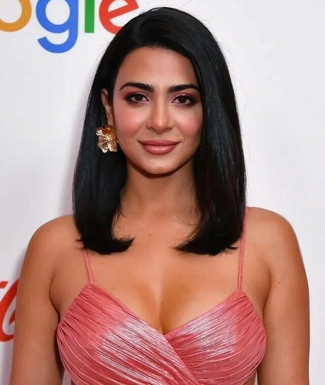 Emeraude Toubia