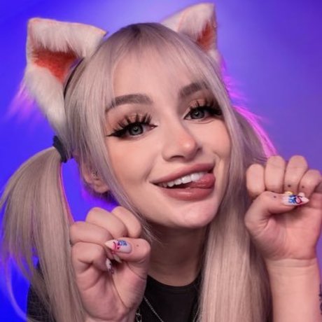 Leah Meow