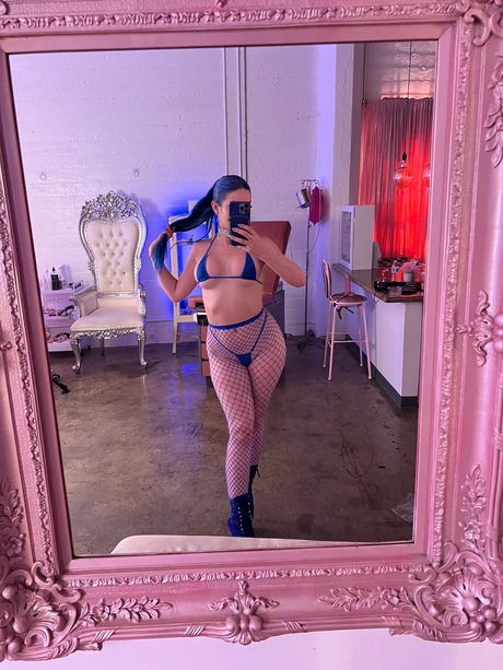 Foto di nudo di fuga di OnlyFans di Jewelzblu