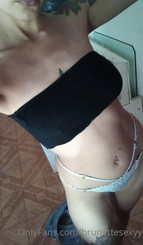 Brunettesexyy